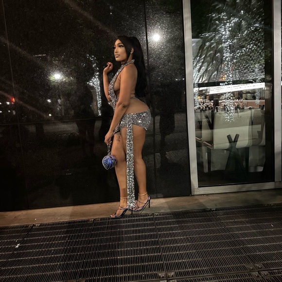 Silver sequin dress - Picture 4 of 4